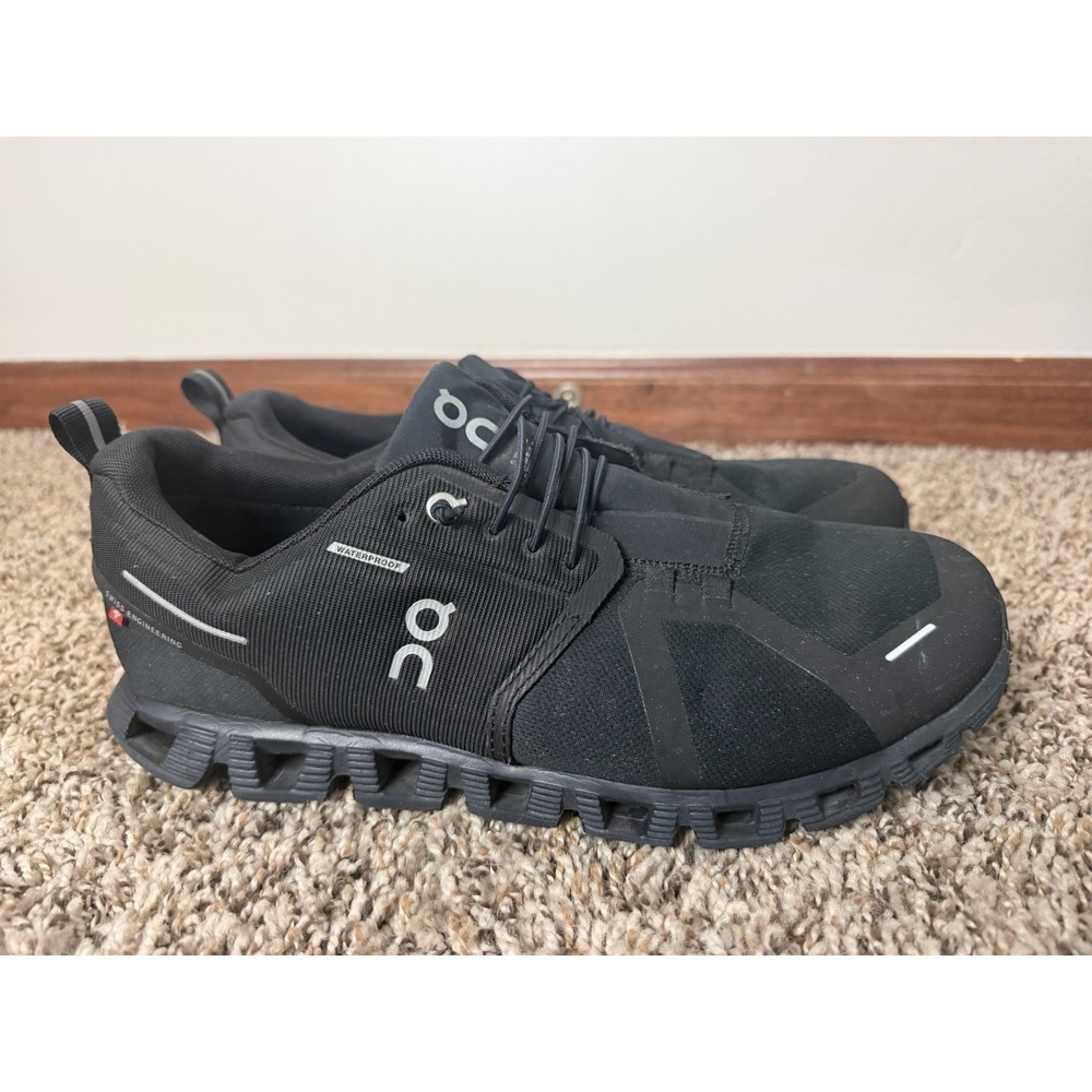 On Running Cloud 5 Waterproof Mens 10.5 All Black Sneakers 59.98842 Low Top
